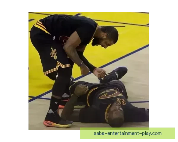 13周年回望詹姆斯死亡隔扣特里名场面招牌庆祝动作就此封神瞬间